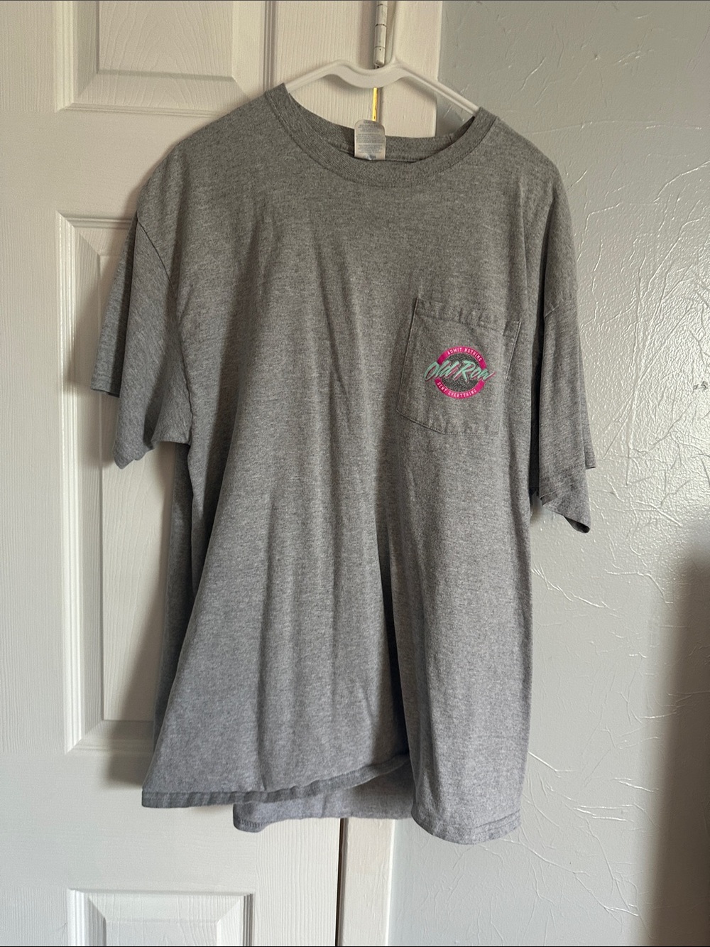 Men's Gray Pocket Tee with Pink Logo - Unbranded